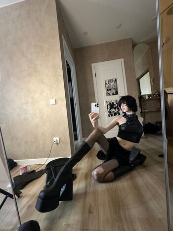 YourSmallDoll