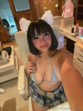 yourwaifoo