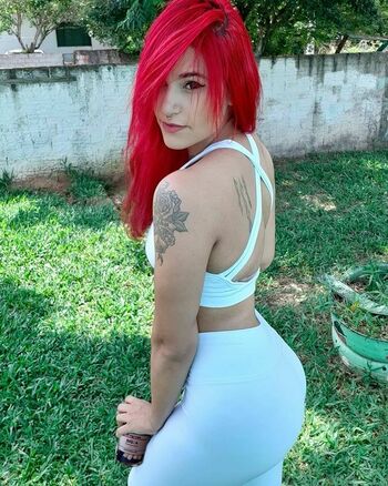 Yumi Mello