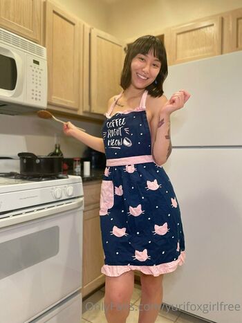 yurifoxgirlfree