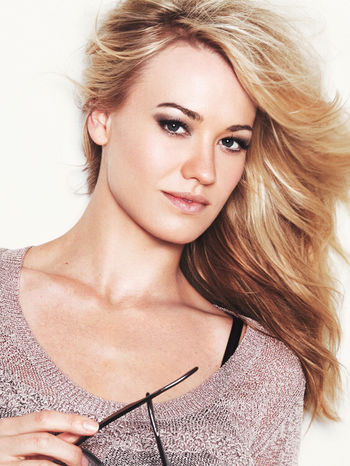 Yvonne Strahovski