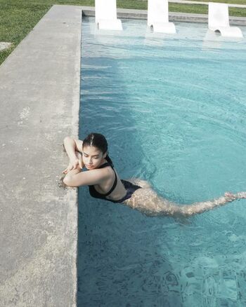 yvonnearesu_