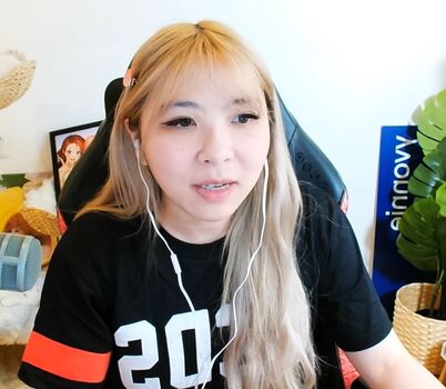 Yvonnie