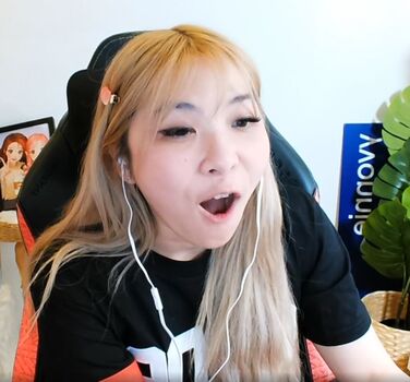 Yvonnie