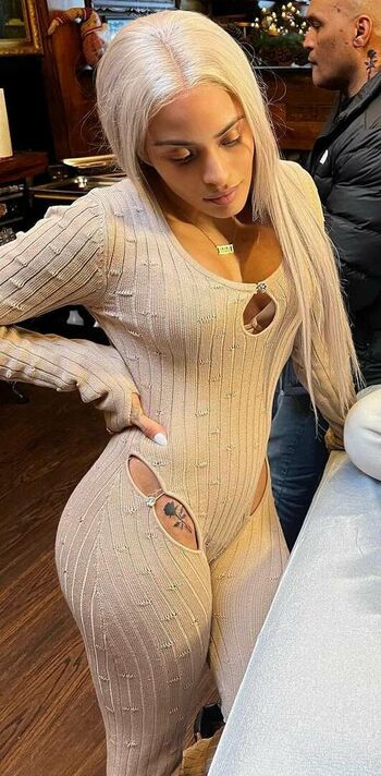 Zelina Vega