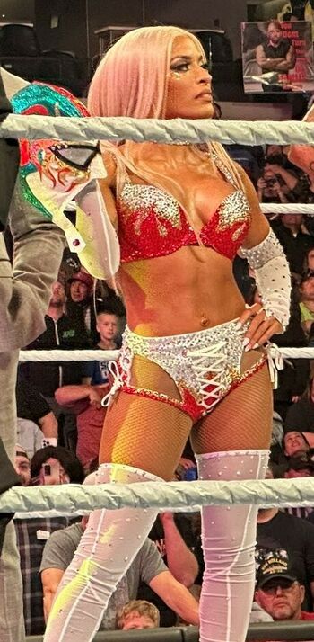 Zelina Vega