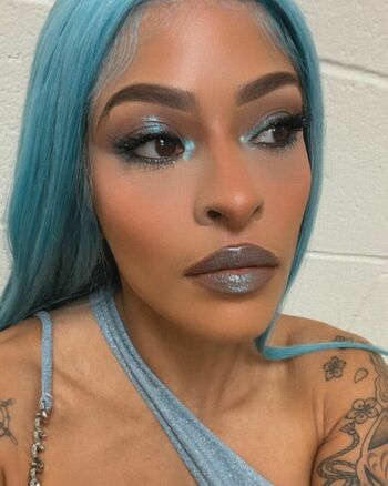Zelina Vega