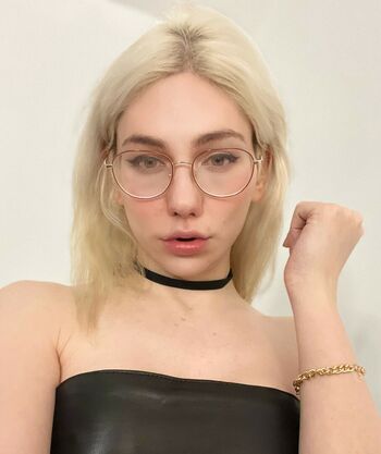 Zheanna Erose