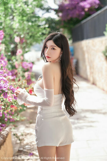 Zhou Yuxi