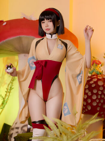 ZinieQ Cosplayer