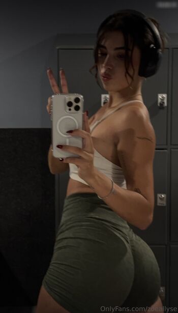 Zoe Allyse
