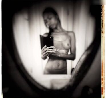 Zoe Saldana