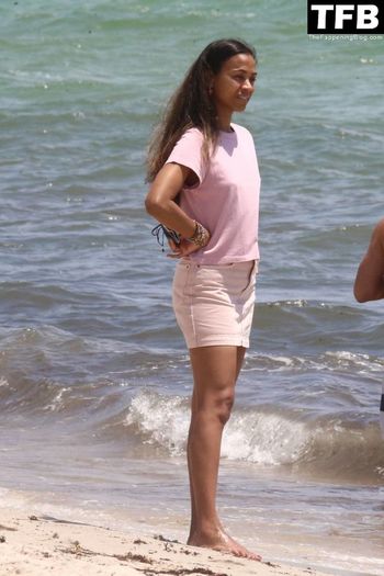 Zoe Saldana