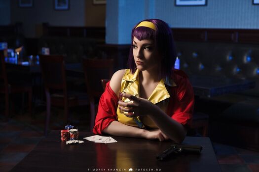 Zoe Volf Cosplay