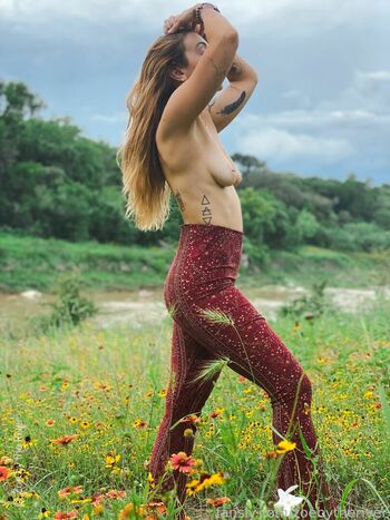 zoebytheriver