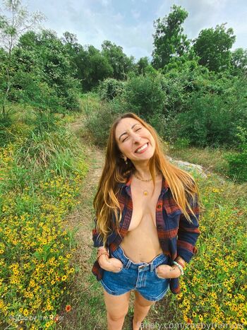 zoebytheriver