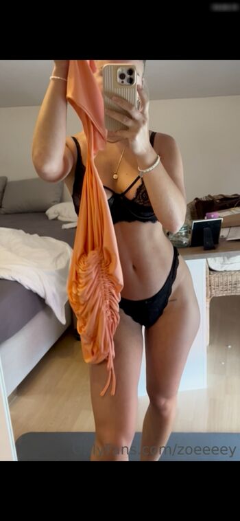 zoeeeey