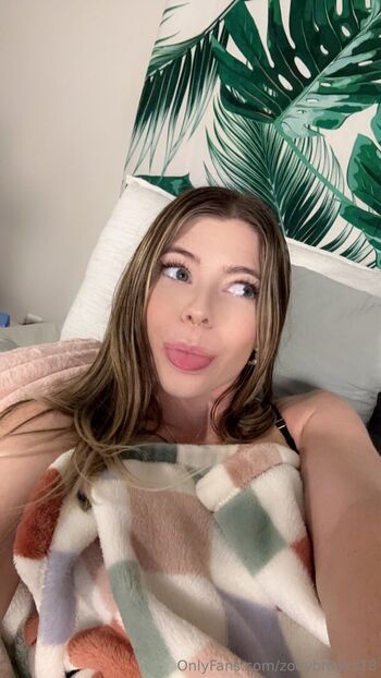 zoeybrooks18