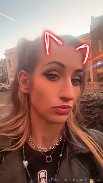 zoeyportlandstar