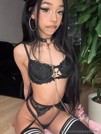 zoweybunny