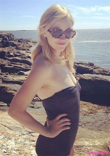 Abby Elliott
