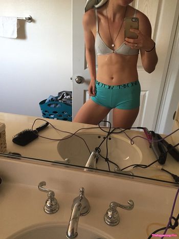 Mackenzie Lintz