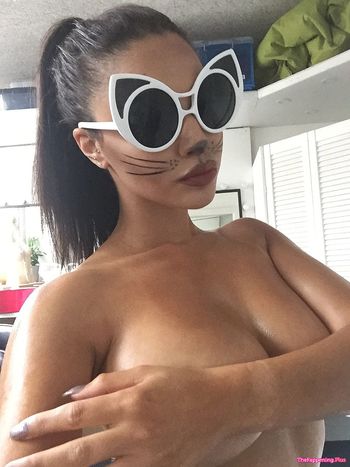 Courtnie Quinlan