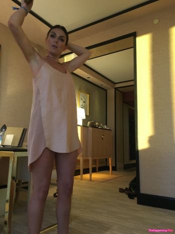 Serinda Swan