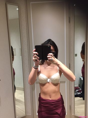 Zizi Strallen