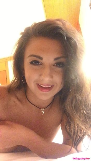 Zizi Strallen