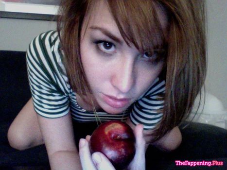 Allison Scagliotti