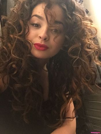 Ella Eyre