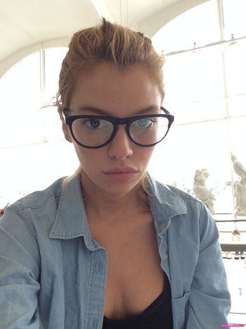 Stella Maxwell